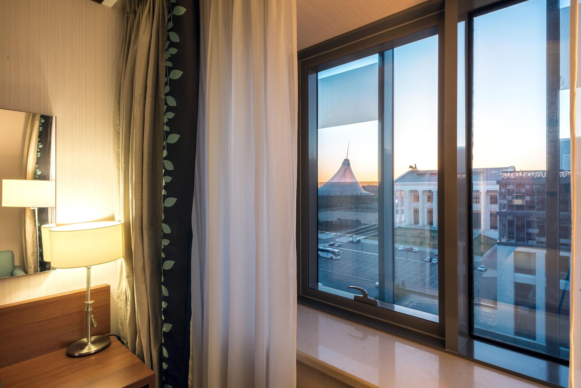 Hilton Garden Inn Astana Exterior photo