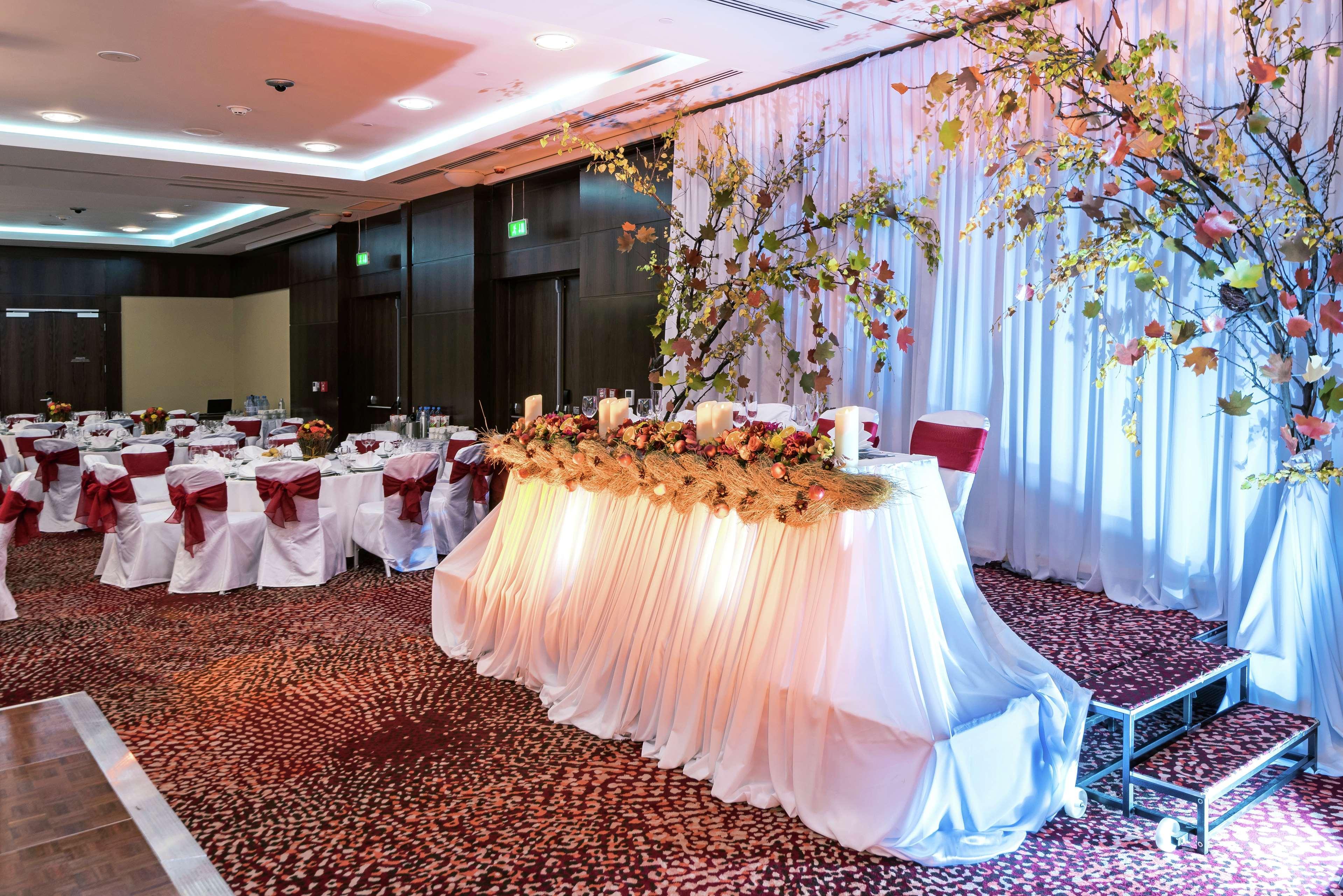 Hilton Garden Inn Astana Exterior photo
