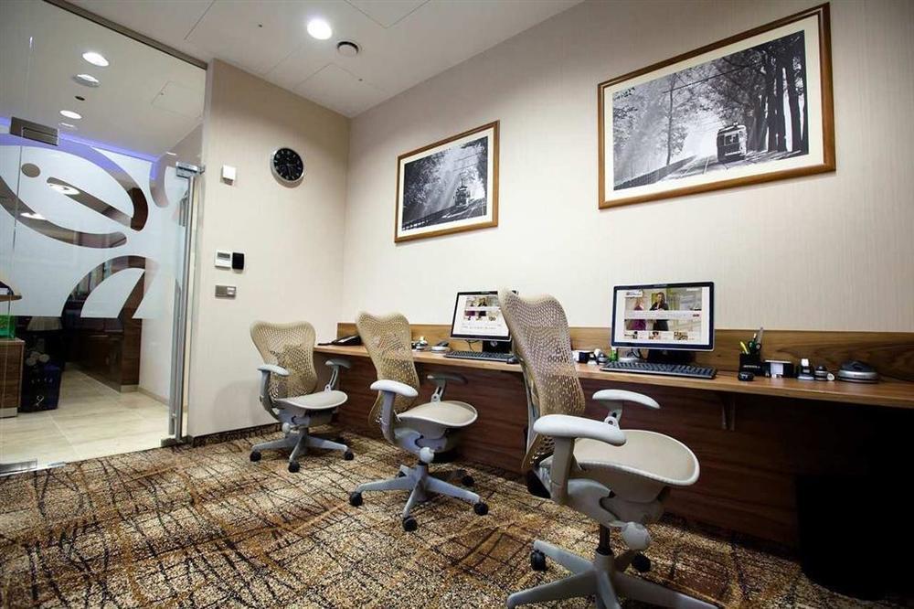 Hilton Garden Inn Astana Amenities photo