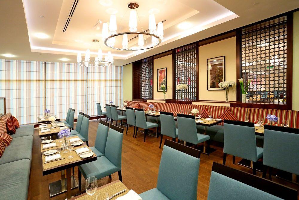 Hilton Garden Inn Astana Exterior photo