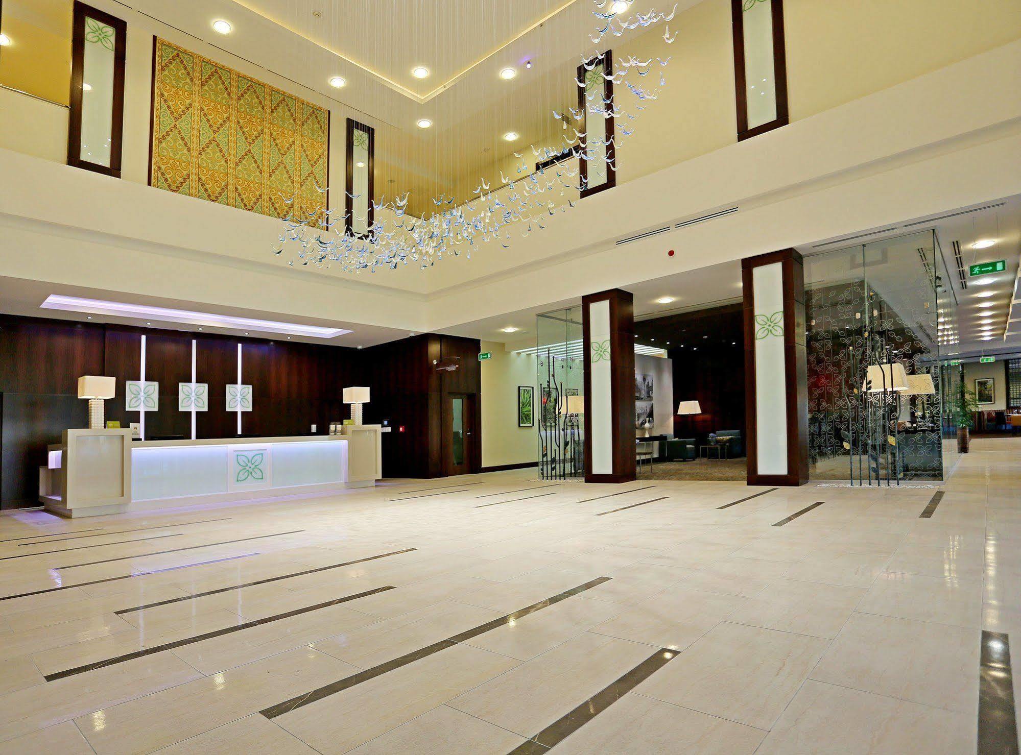 Hilton Garden Inn Astana Exterior photo